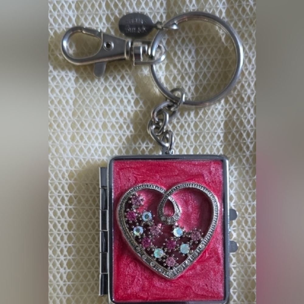 Spring Street Heart Locket Keychain With Rhinestones - Picture 4 of 4